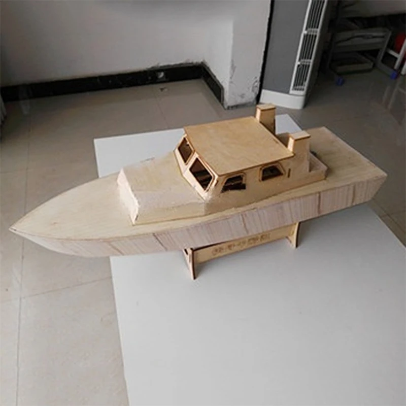 Geassembleerde bootmodelset Ku - Model Kit Yacht recensie en prijs